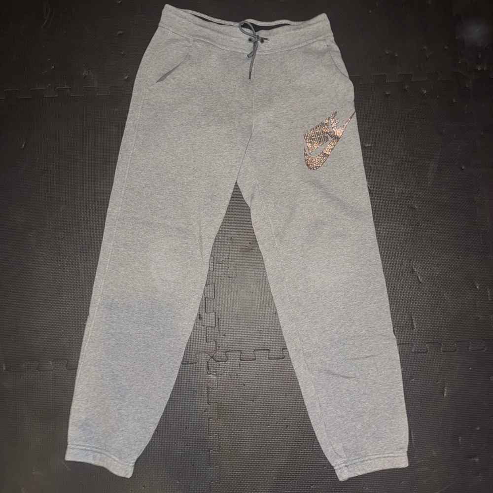 Women’s Nike Grey Fleece-Lined Joggers with Rose Gold Logo Tag